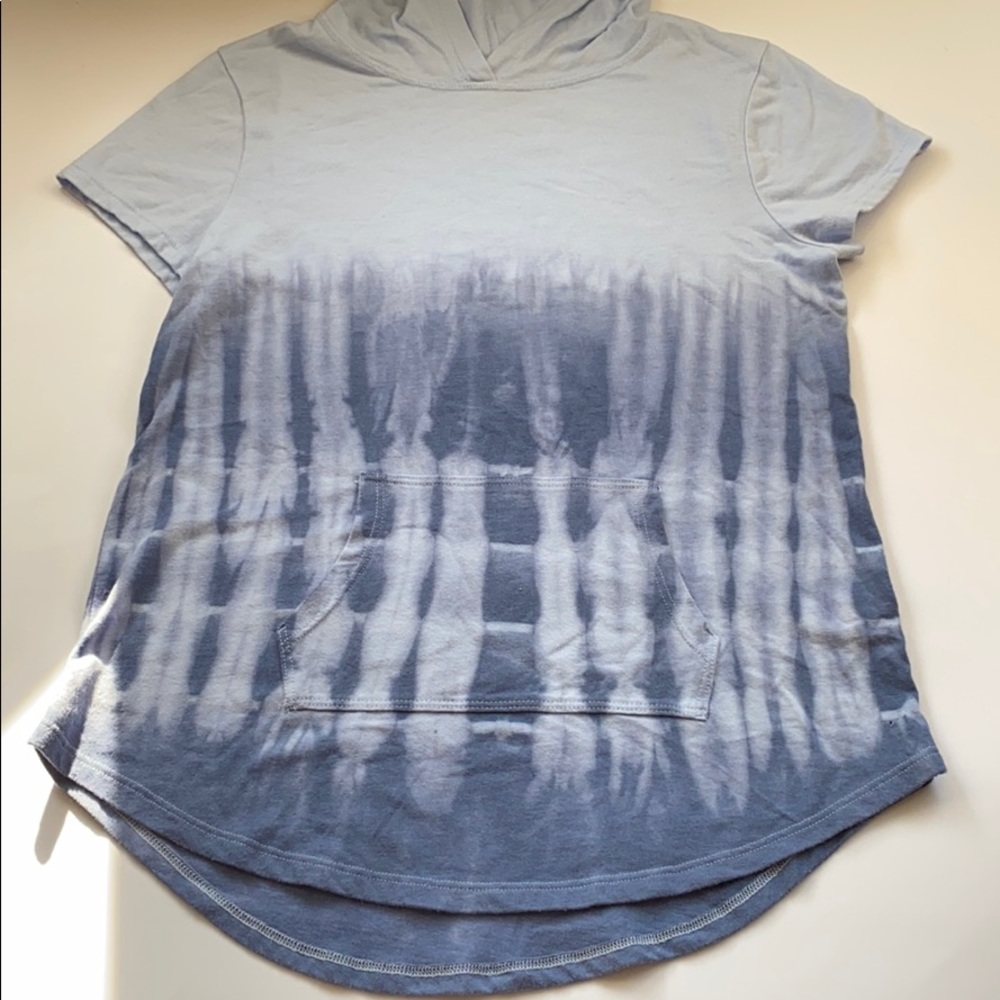 girls tie die hooded shirt